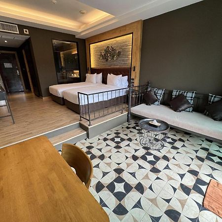 La Isla Pranburi Beach Resort Szamroijot Kültér fotó